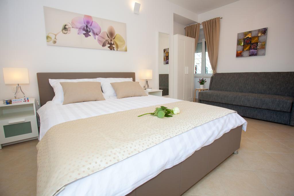 Summer Lounge Apartments สปลิท ภายนอก รูปภาพ